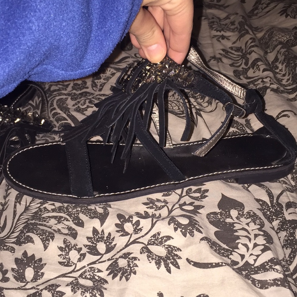 Sandals - Picture 2 of 3